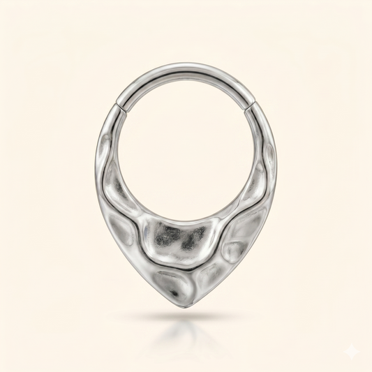 Pierścień przegrodowy z tytanu V, młotkowany ASTM F136 – Daith Helix 16G