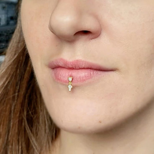 Piercing Ashley : L'élégance minimaliste au cœur de la lèvre