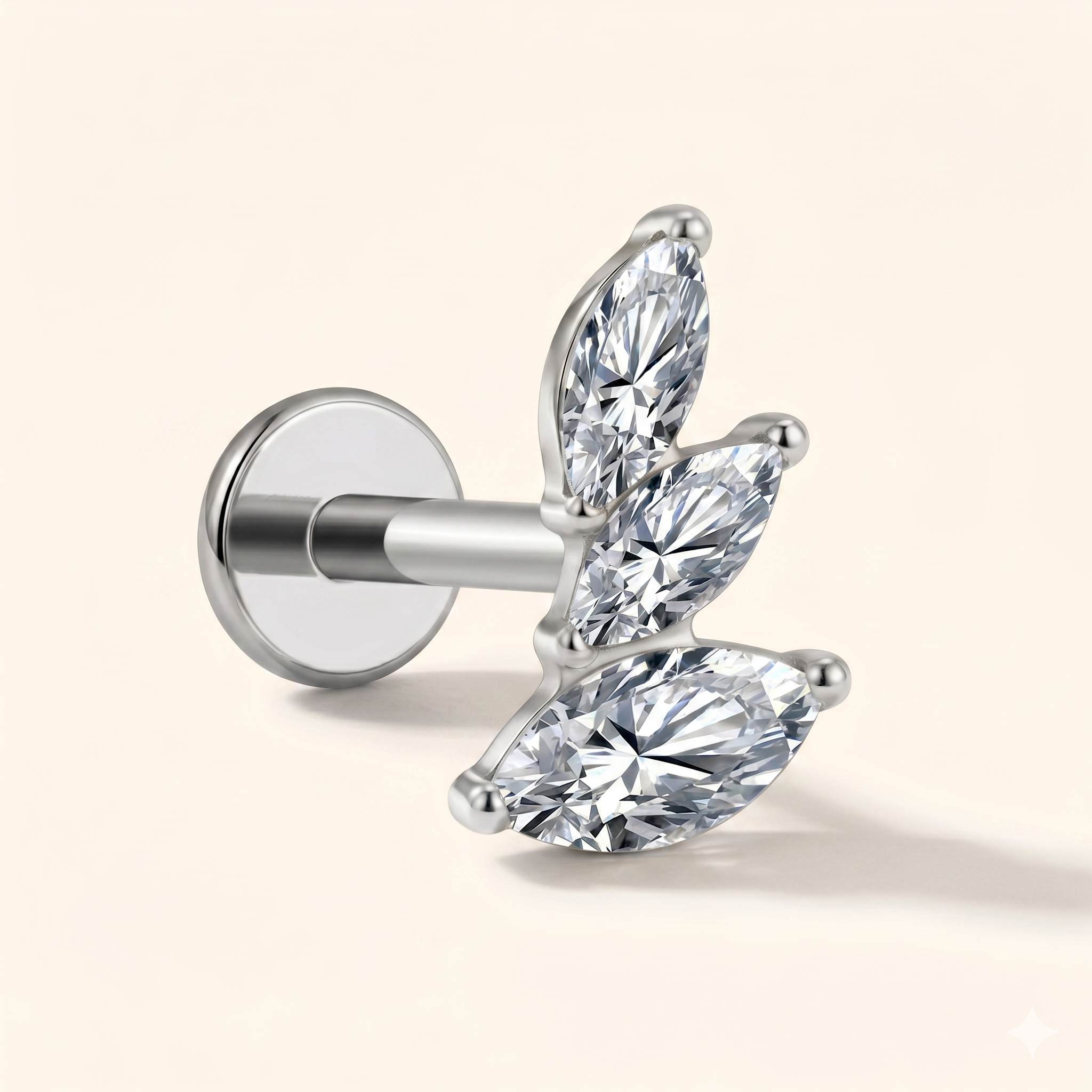 Piercing Tragus Cluster Marquise Zircon Oreille Gauche Titane F136