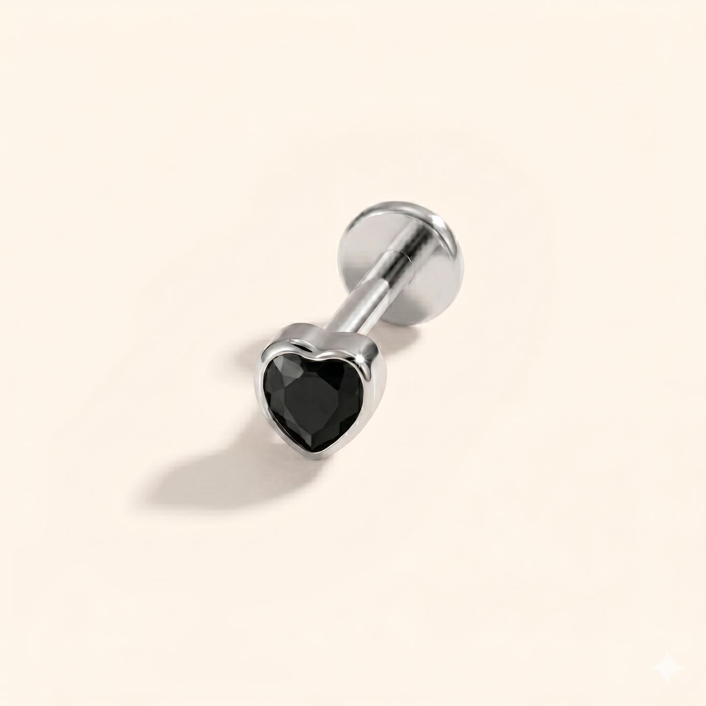 Piercing Labret Serce Granatu z Tytanu ASTM F136 16G