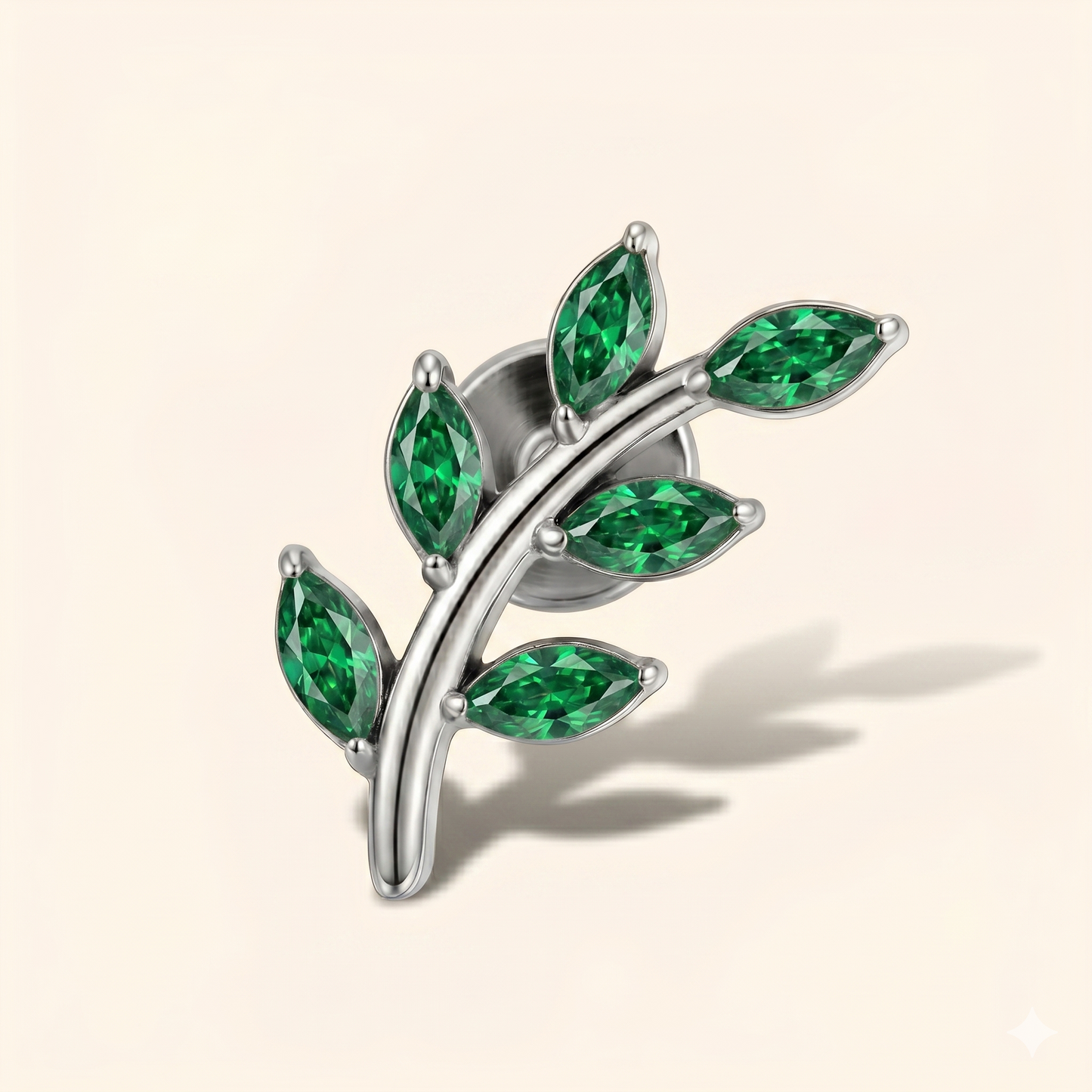 Right Grand ASTM F136 Titanio 16G Orecchino Stud Foglie Marquise CZ Helix Cartilagine Conch Flat Back Gioiello Piercing
